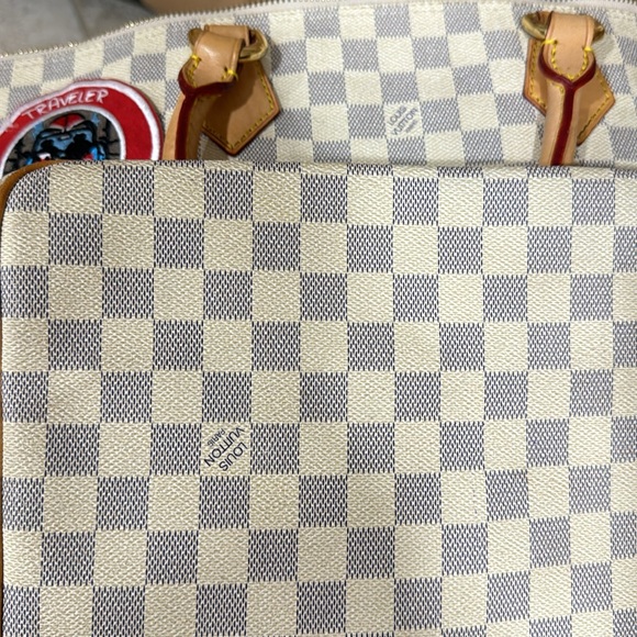 Genuine Re purposed LV bag - Picture 6 of 9